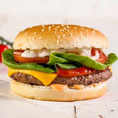 F2G's Beef Cheeseburger